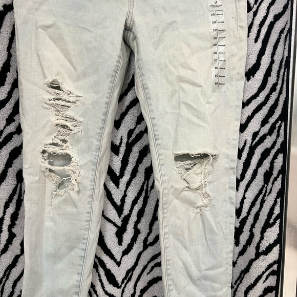 Jeans - Picture 3 of 3